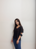 T SHIRT CUT OUT ELBOW
