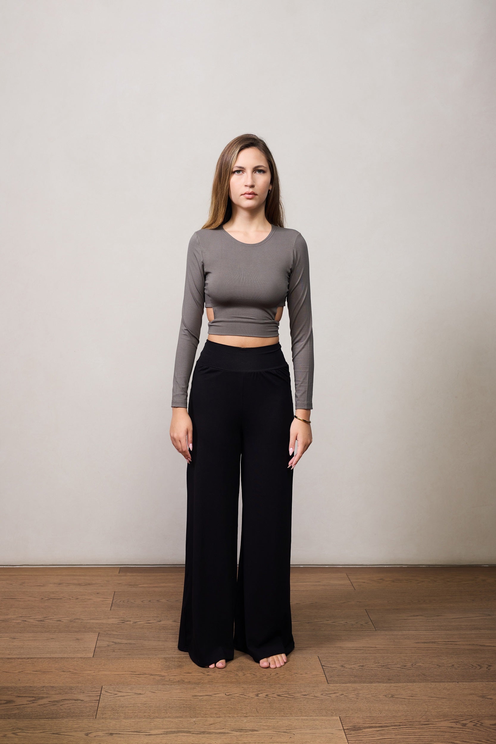 VI CROP TOP