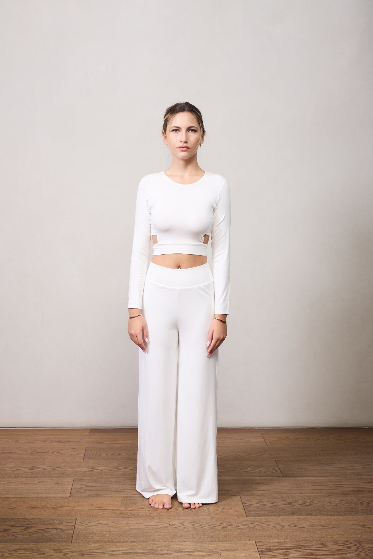 VI CROP TOP